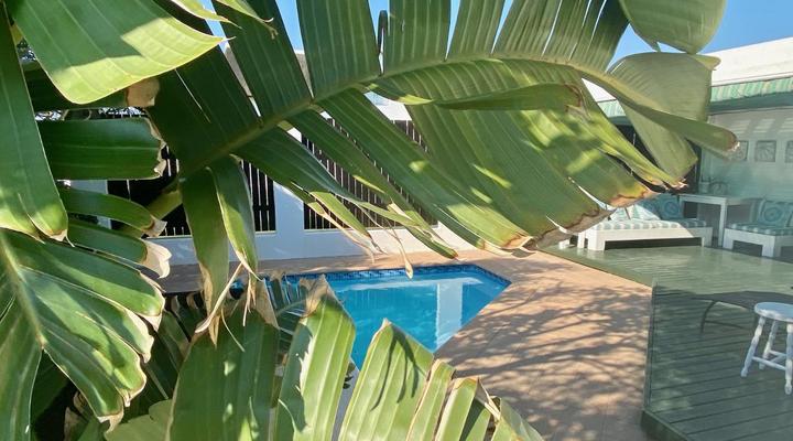 i-Lollo Lodge, River-front Accomodation