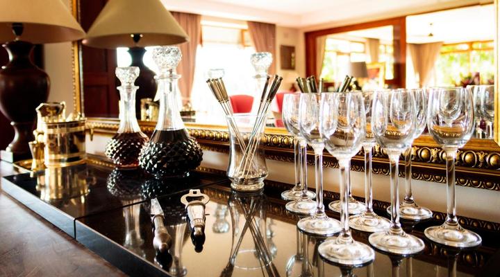 Wilderness Manor Guest House