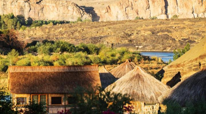 Felix Unite Orange River Cabana's