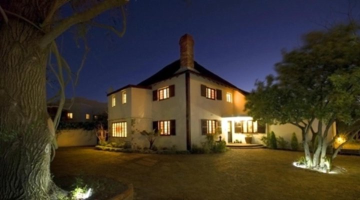 Albarosa Guest House