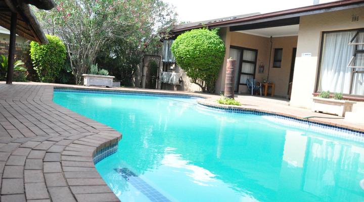 Woodpecker's Inn Guesthouse