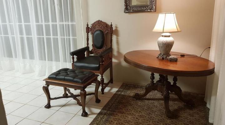 A Mountain View Country Estate