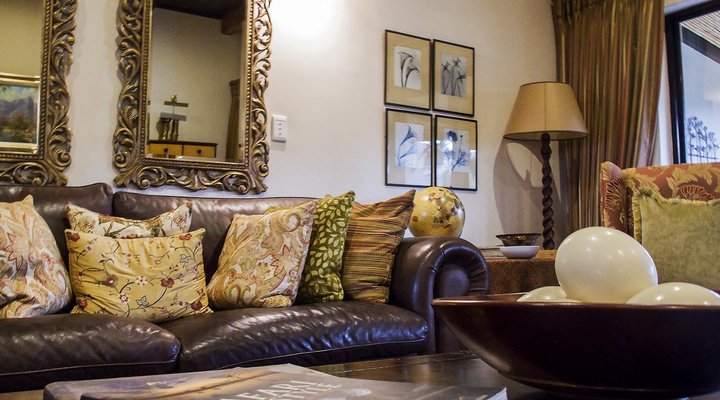 Swartberg Private Game Lodge