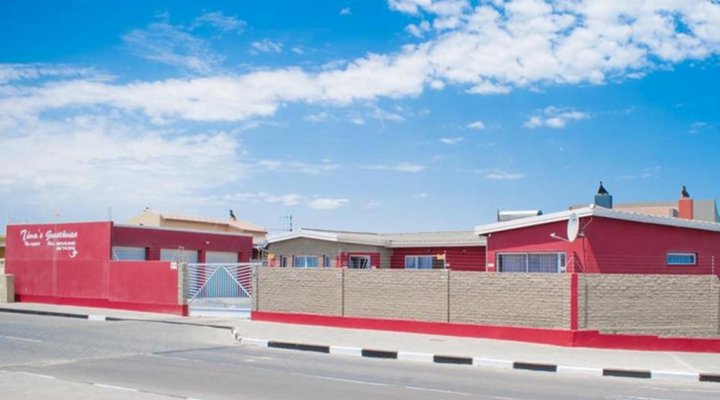Tina's Guest House 