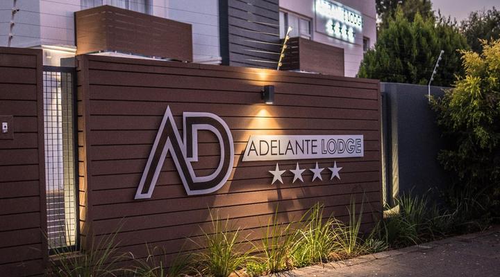Adelante Lodge
