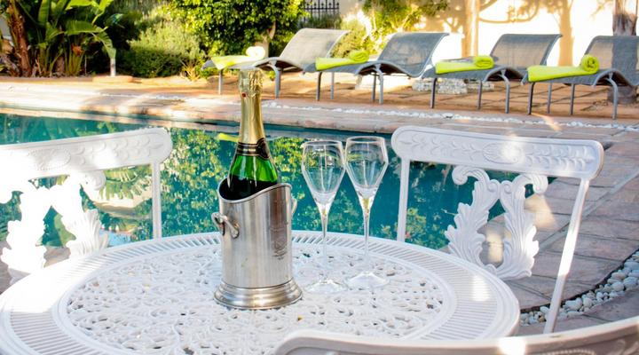 A Smart Stay Apartments