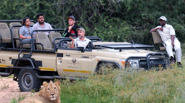 Khaya Ndlovu Safari Manor
