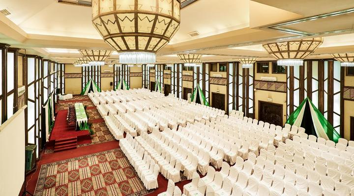 Safari Park Hotel and Casino