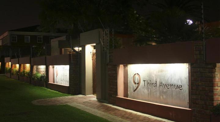 Á La Martha's Airport Guest House