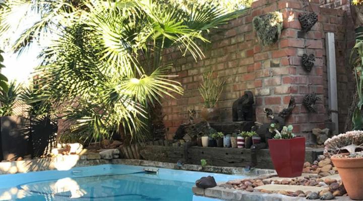 Á La Martha's Airport Guest House