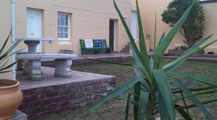 Jikeleza Backpackers