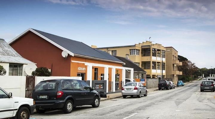 Jikeleza Backpackers