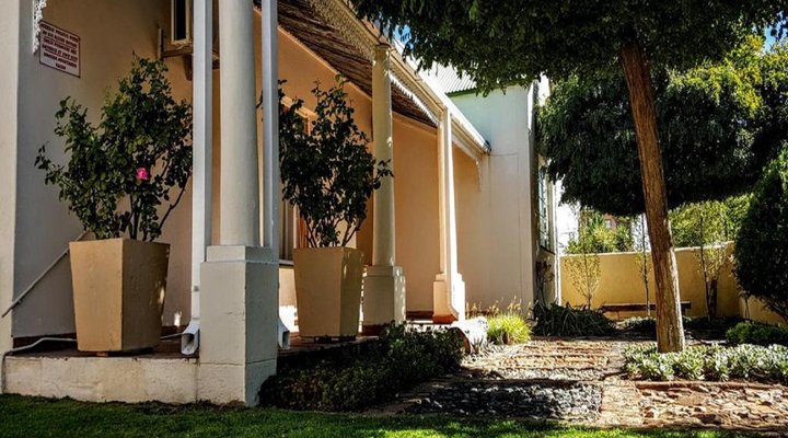 Dorpshuis Guest House