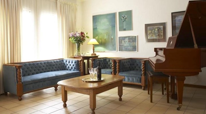 Leonora @ Welgemoed Manor