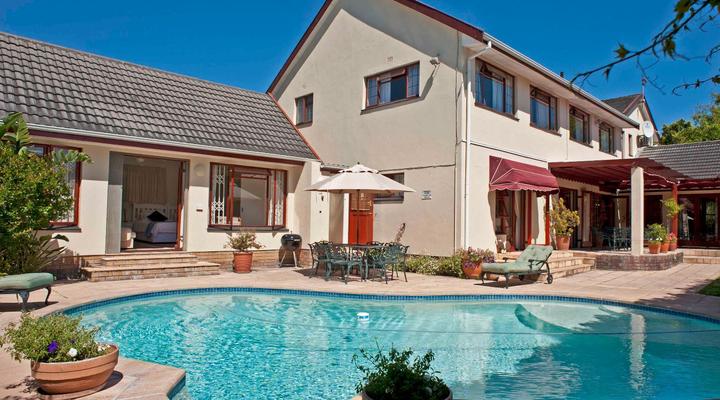 Pinoak Cottage Constantia