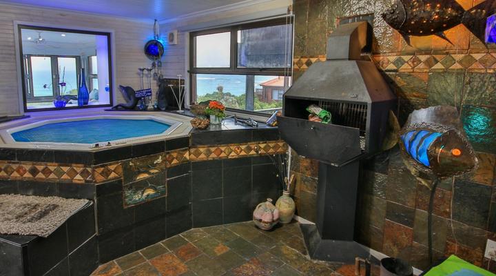 Houtboschbay Honeymoon Suite with Jacuzzi