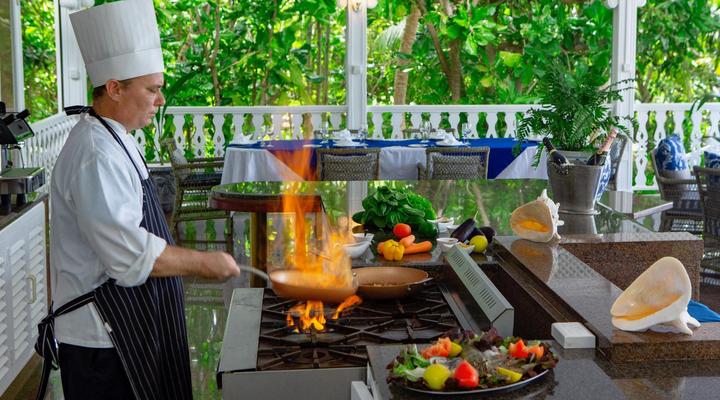 Cousine Island Hotel