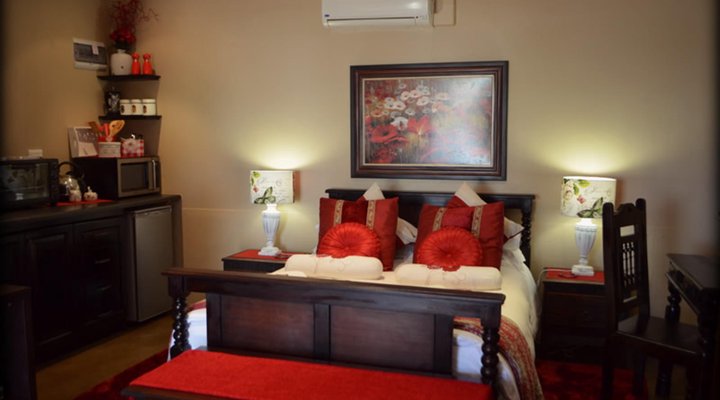 De Stallen Guest House