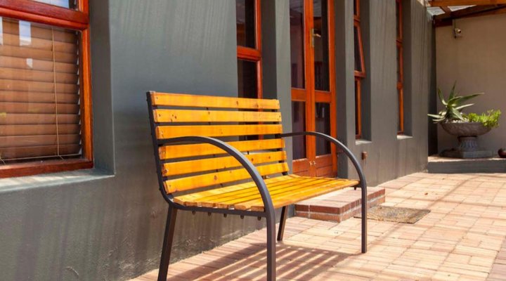 D’Urbanmist Guest House