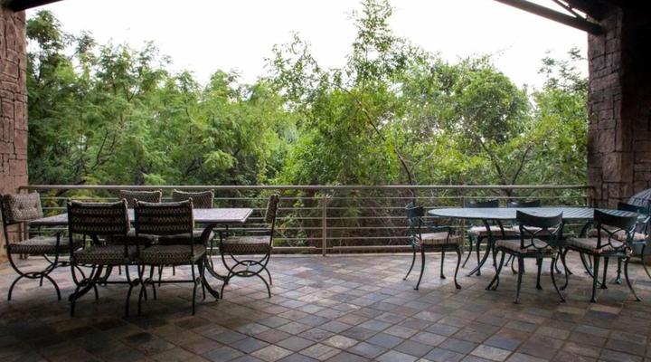 Eagles Nest Estate Guest House