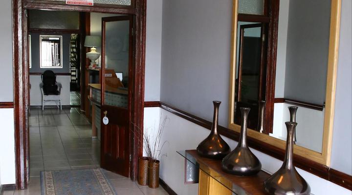 Desert Inn Guest House