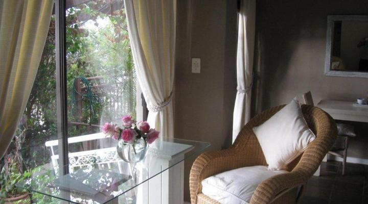 123 Ocean View Drive Apartment