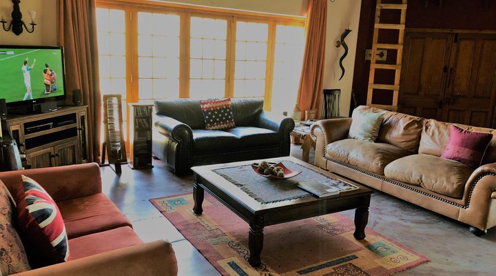 Oaksrest Vineyards Guest Farm