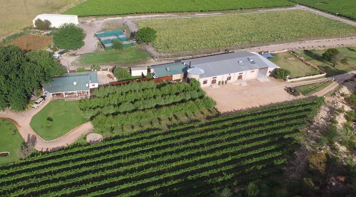 Oaksrest Vineyards Guest Farm