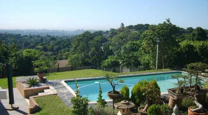 Red Tudor Bed and Breakfast