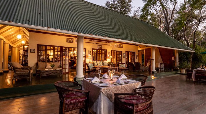 The River Club 
