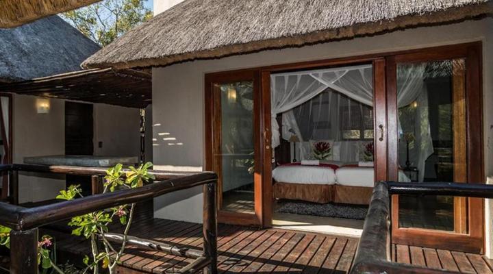 Hoedspruit Raptors Lodge No 16