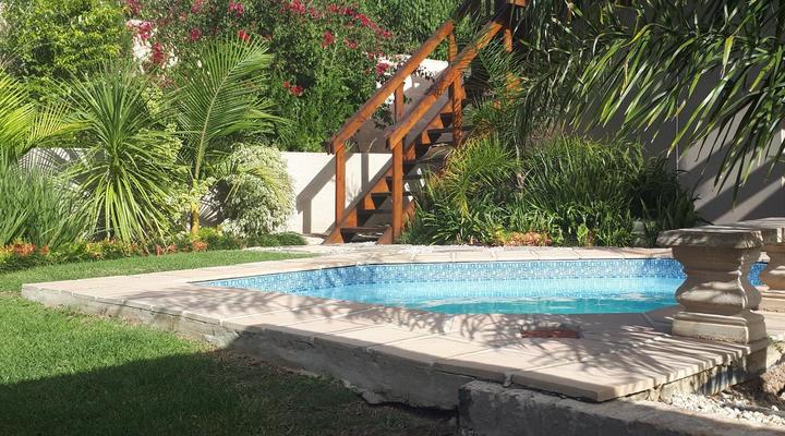 Flametree Guesthouse 