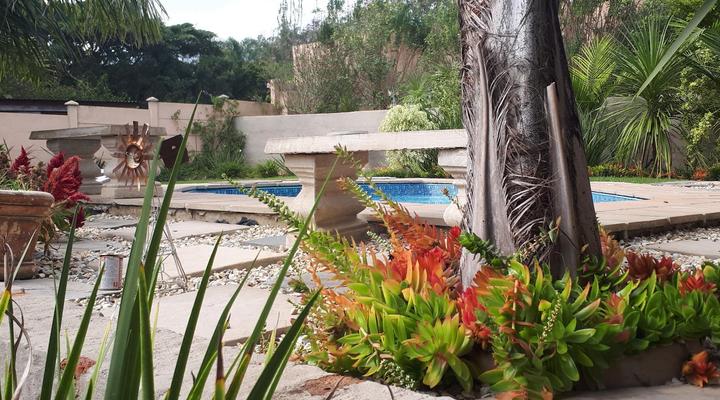 Flametree Guesthouse 