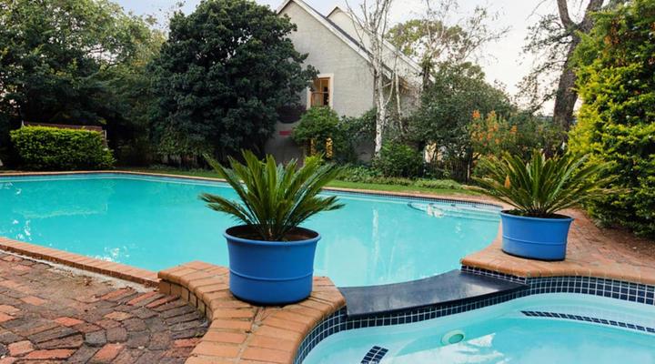 OR Tambo Guest House