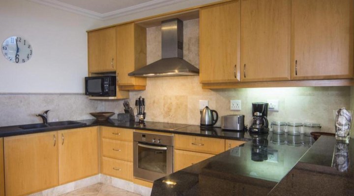 203 Oyster Quays