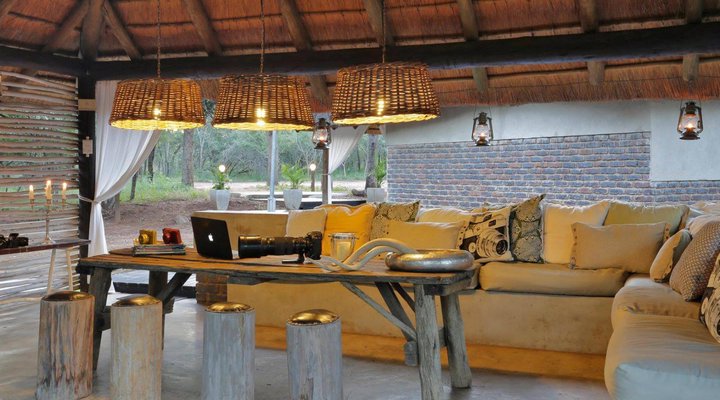 Tusk Bush Lodge & Photographic Safaris