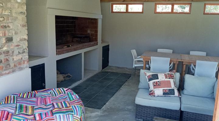 Two Fat Owls Guesthouse