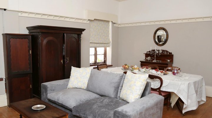 Newington Place