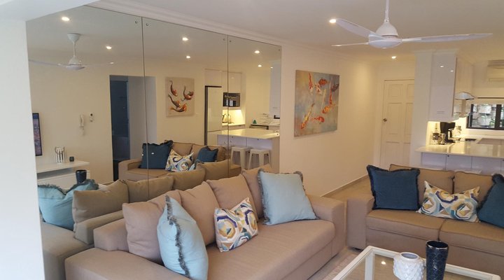 The Shades – Luxury Garden Apartment