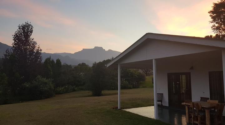 Swallowfield Rondavels