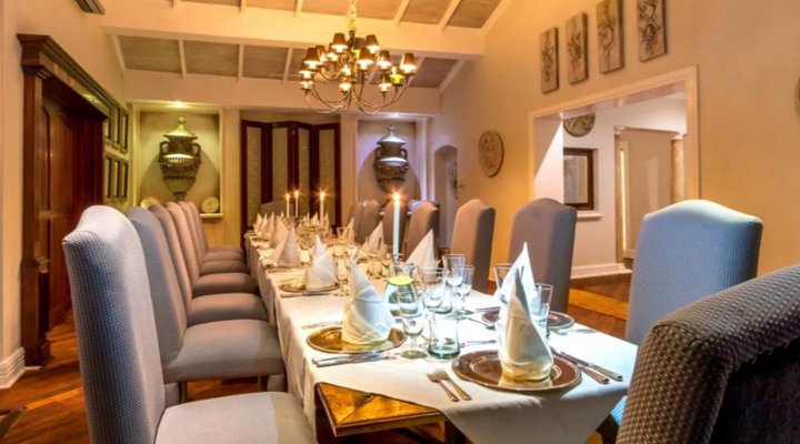 Blue Mountain Luxury Lodge