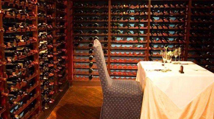 Blue Mountain Luxury Lodge