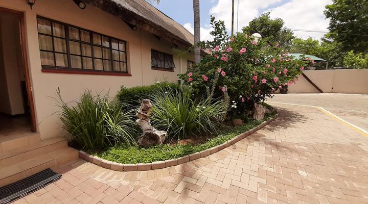 Marlot Guest House and B&B