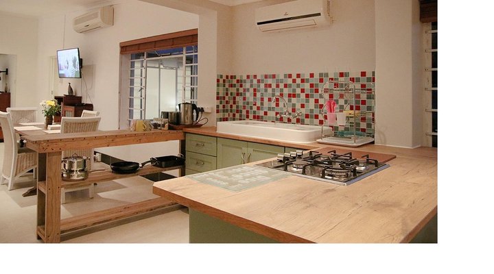 Spacious Garden Unit on Fordyce