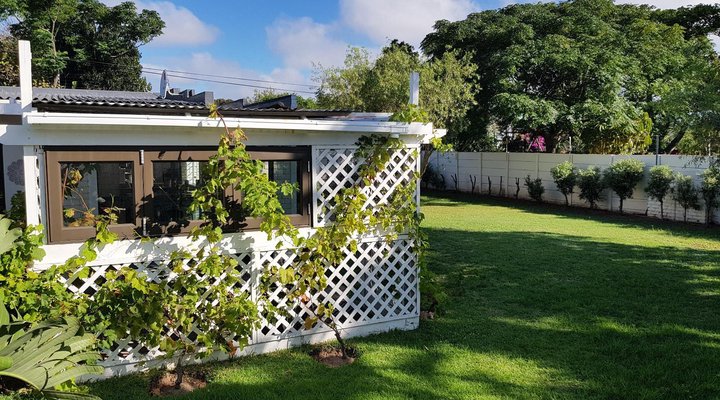 Spacious Garden Unit on Fordyce