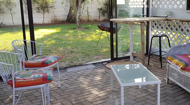 Spacious Garden Unit on Fordyce