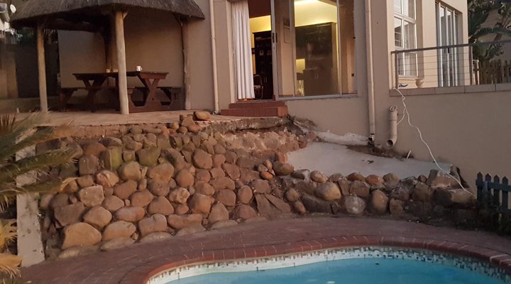 Dolphin Coast Guest House