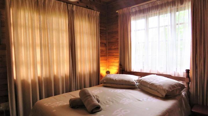 Viewpoint Lodge & Safari Tours