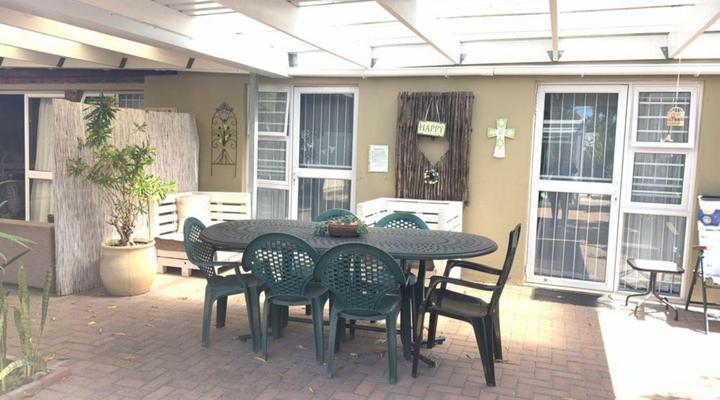 Arum Field Accommodation