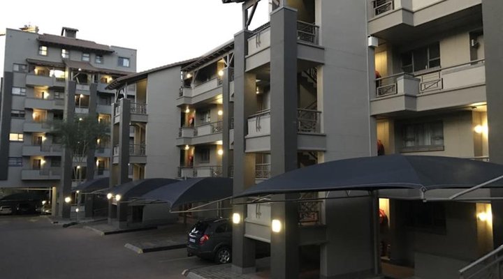 First Divine Suites - Hydro Park